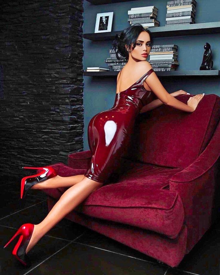 About Sexy and Smart Ukrainian Women Dating Sites